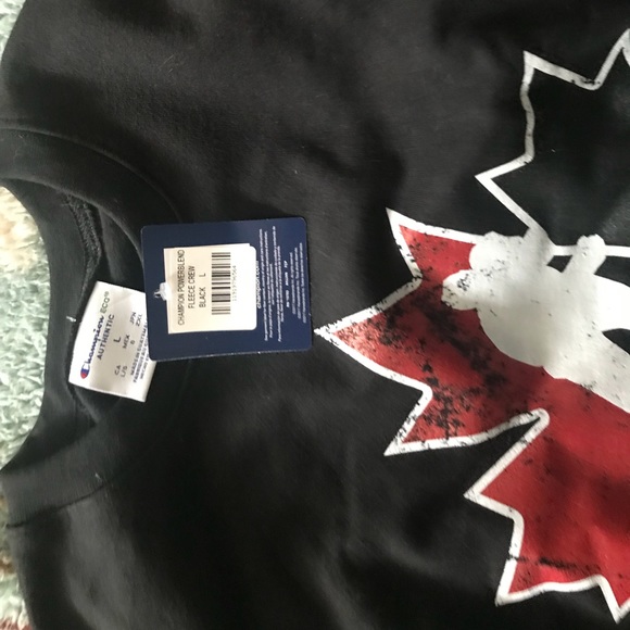 Champion Team Canada Sweatshirt - Picture 2 of 8
